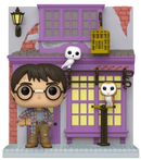 140 Harry Potter with Eeylops Owl Emporium [Target]